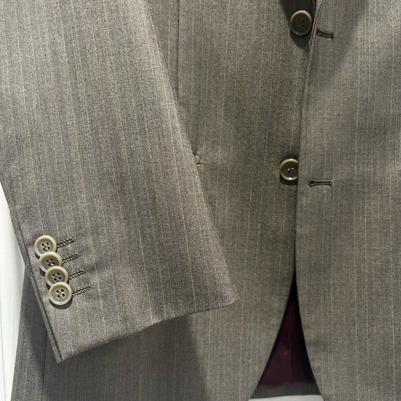 Men's Sport Coat / Blazer.  Brand: Moda Italia. Size 38R/32W - Picture 9 of 9